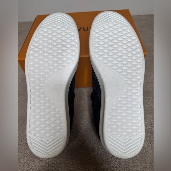 LOUIS VUITTON Men’s Monogram Black Sneaker (Luxembourg) NWT US 9 Box Incl - Picture 6 of 8
